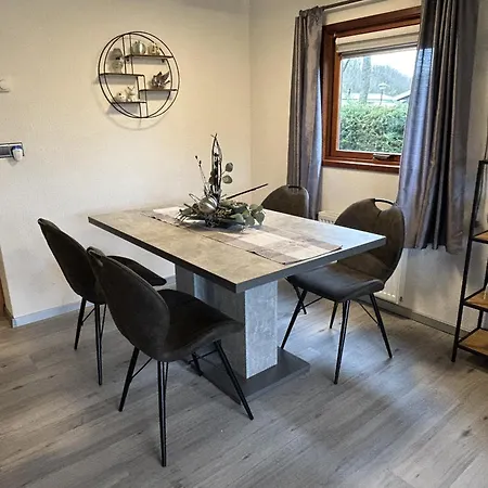 Klein Vink - E11 * 阿尔森